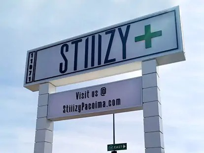 Products pylon-signs-thumb.jpg